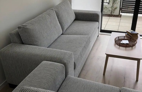 Orewa Apartamento | 2 Bedroom Apartment, Close to Beach, Ground Floor