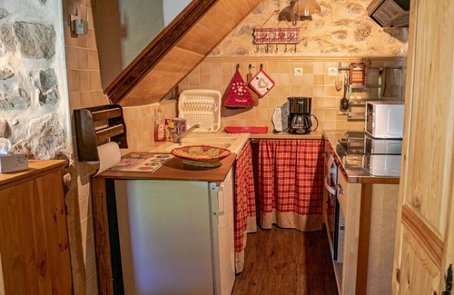 Forest-Saint-Julien Apartamento | 2 bedroom apartment in chabottes