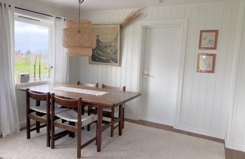 Solfjellsjoen Apartamento | 2 Bedroom Apartment in Island Paradise