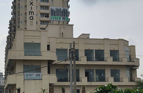 Gurugram Apartamento | 2-bedroom apartment in welcoming Gurugram with AC
