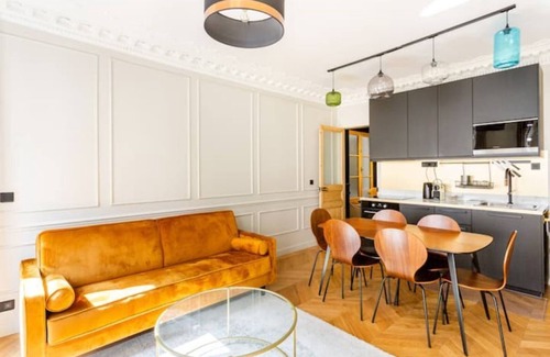 Quartier du Faubourg-Montmartre Apartamento | 2 Bedroom Apartment in Paris