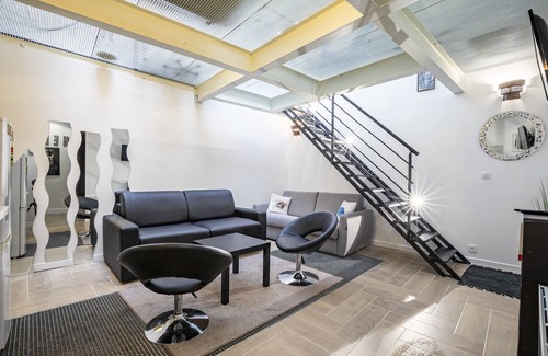 Quartier Sainte-Avoye Apartamento | 2 Bedroom Apartment in Paris