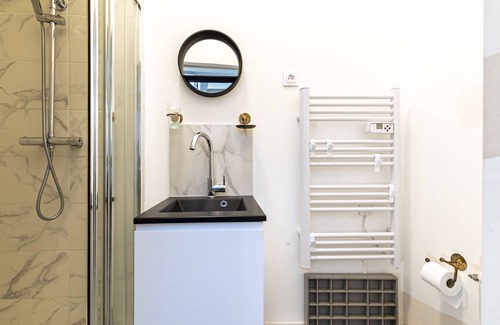 Quartier Sainte-Avoye Apartamento | 2 Bedroom Apartment in Paris