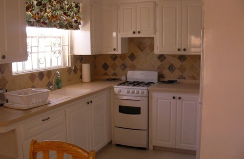 Silver Sands Apartamento | 2 BEDROOM APARTMENT Plover Court Apartments