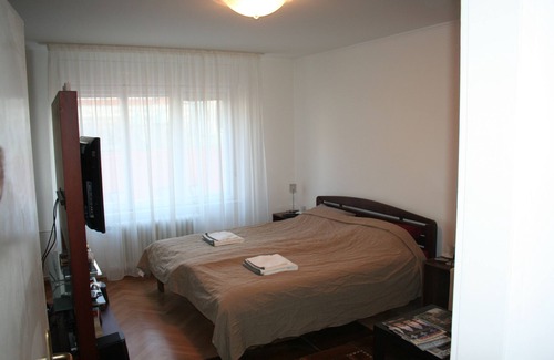 Savamala Apartamento | Apartamento de 2 dormitorios soleado y espacioso con estacionamiento gratuito