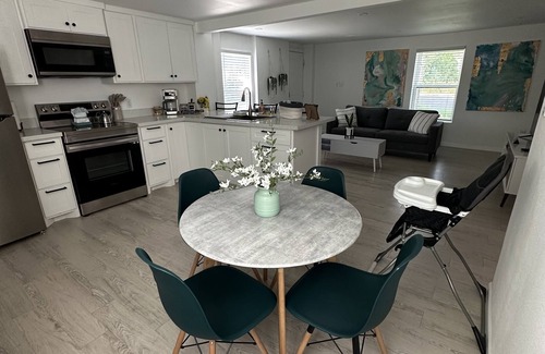 Brownsville Apartamento | 2-bedroom apartment just 4 minutes drive to Gladys Porter Zoo