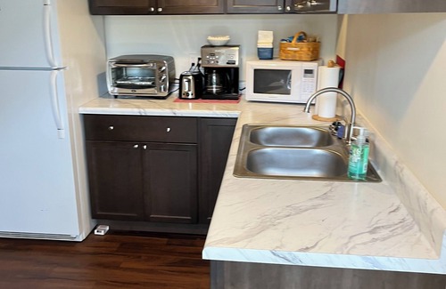 Bridgeport Apartamento | 2-bedroom apartment in charming Louisville, close to Churchill Downs