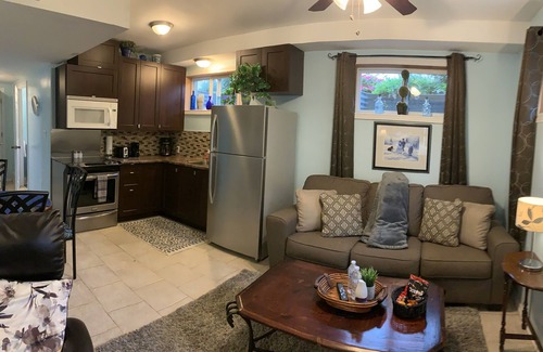 Kitchener Apartamento | Apartamento de 2 dormitorios con piscina en el lado oeste