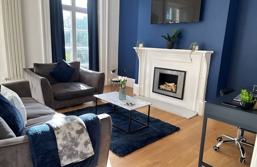 Grimsby Apartamento | 2 Bedroom Apartment with Private Kitchen and Bathroom