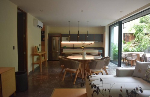 Playa Paraiso Apartamento | Departamento de 2 recamaras con baño privado, jacuzzi privado en jardín.