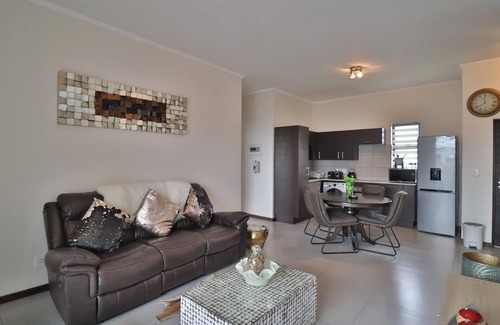 Greater Johannesburg Metropolitan Area Apartamento | 2 Bedroom Apartment in Jackal Creek