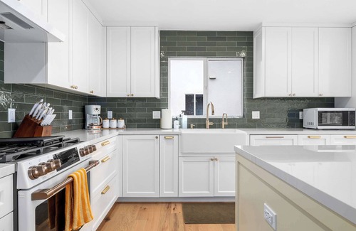 Aptos Casa | 2 Bedroom Aptos Home With Ocean View!
