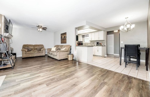 Lima Casa | 2-bedroom available in a shared home with WiFi, AC, and a Inground pool to use.