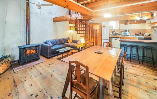 Les Cabannes Casa | 2 Bedroom Awesome Home In Les Cabannes