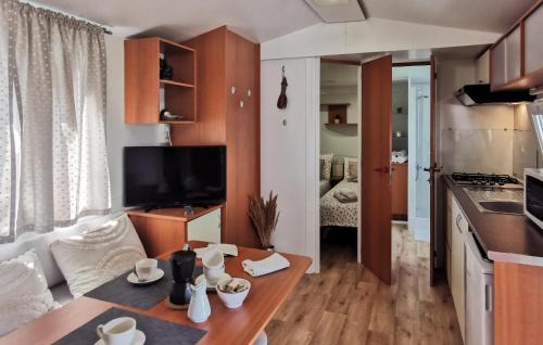 Vantacici Casa | 2 Bedroom Awesome Home In Vantacici