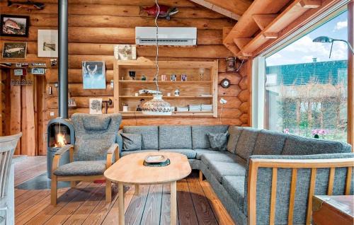 Skarrild Casa | 2 Bedroom Awesome Home In Kibæk
