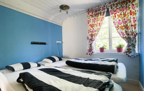 Kristinehamn Casa | 2 Bedroom Awesome Home In Kristinehamn