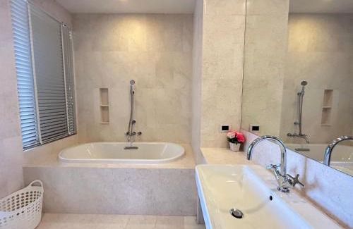 Mai Khao Apartamento | 2 Bedroom Beachfront Apartment With Sea Views