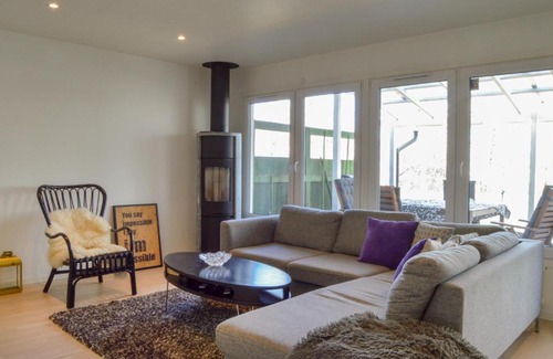 Skarholmen Apartamento | 2 Bedroom Beautiful Apartment In Skärholmen