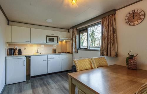Knikkerdorp Casa | 2 Bedroom Beautiful Home In Well