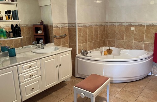 Segura Cama Y Desayuno | 2 Bedroom Bed & breakfast in Segura