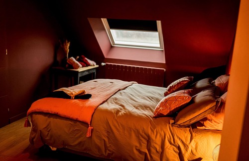 Nolay Cama Y Desayuno | Vrbo Property