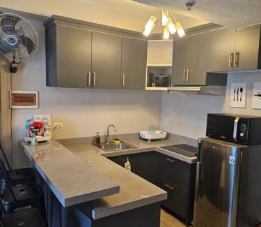 Lahug Apartamento | 2-Bedroom Boutique City Condo - Newly Renovated!