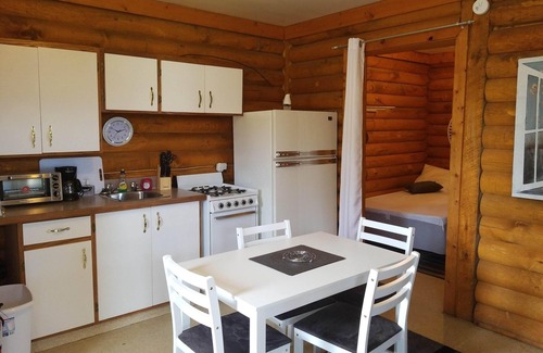 West Central Saskatchewan Cabina | Cabaña de 2 dormitorios en Delaronde Resort - Cabaña # 4