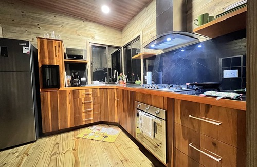 Ciudad Cortes Cabina | 2 bedroom cabin in the woods of Ojochal!