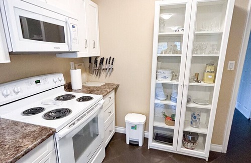 Okanagan-Similkameen Apartamento | Walking Distance to Hospital