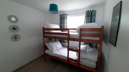 Scurlage Apartamento | 2 bedroom Chalet all to yourself, free parking, dogs welcome