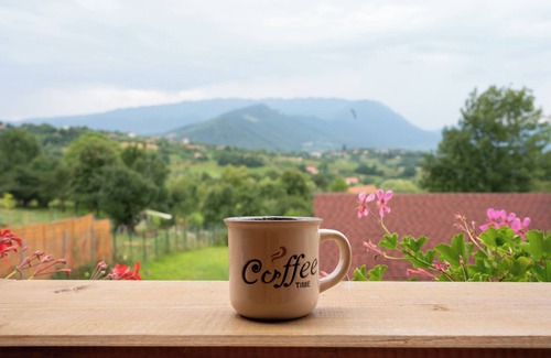 Bran Chalet De Esquí | 2-Bedroom Chalet Near Dracula’s Castle – Your Cozy Escape