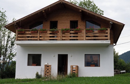 Bran Chalet De Esquí | 2-Bedroom Chalet Near Dracula’s Castle – Your Cozy Escape