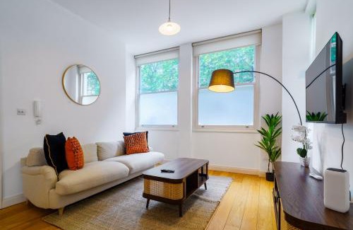 Somers Town Apartamento | 2 Bedroom City Retreat by Regents Park, Prime Camden Location