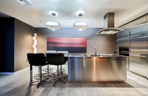 Las Vegas Apartamento | 2BD / 2. 5BA SUITE PANORÁMICO CONJUNTO CON VISTAS 3 balcones