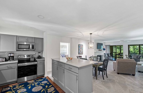 Sapphire Condominio | 2-bedroom condo 3 minutes from Sapphire Resort. Amazing view of Bald Mountain