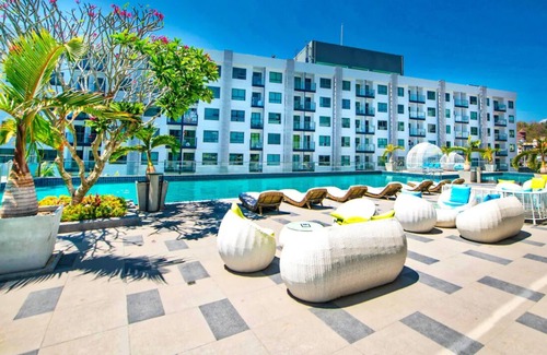 Jomtien Condominio | 2-bedroom condo in delightful Muang Pattaya with AC, WiFi, fitness room