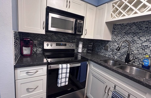 Coquina Key Condominio | 2-bedroom condo in enchanting St. Petersburg, on Coquina Key, at Waterside South