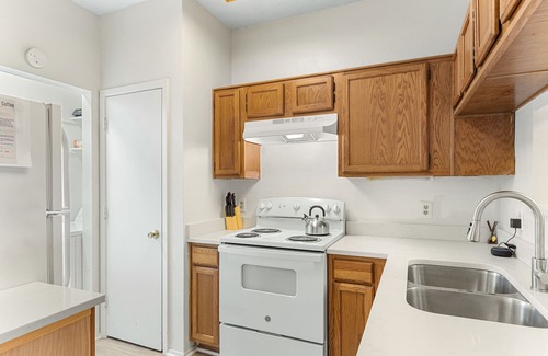 Plano Condominio | Condominio acogedor en Plano – 2 habitaciones, 1.5 baños, para 4 a 6 personas