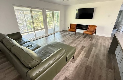 Laguna Woods Condominio | 2-bedroom condo in lovely Laguna Woods with AC, fitness room, WiFi
