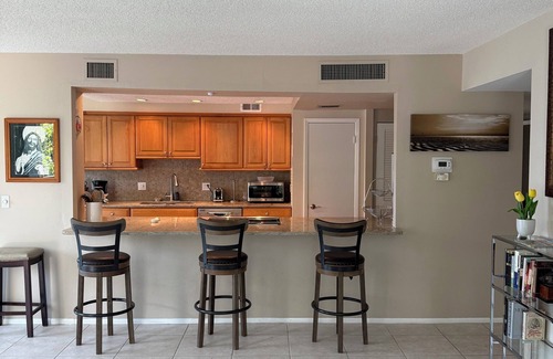 Longboat Key Condominio | 2-bedroom condo in beautiful Longboat Key with fitness room, AC