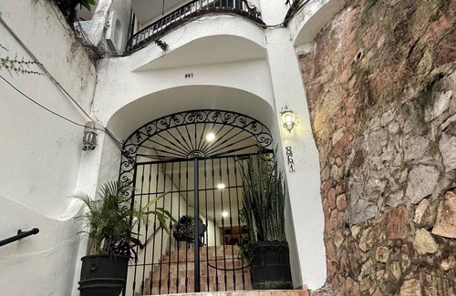 Puerto Vallarta Condominio | 2 bedroom condo with ocean view 5 min to Beach