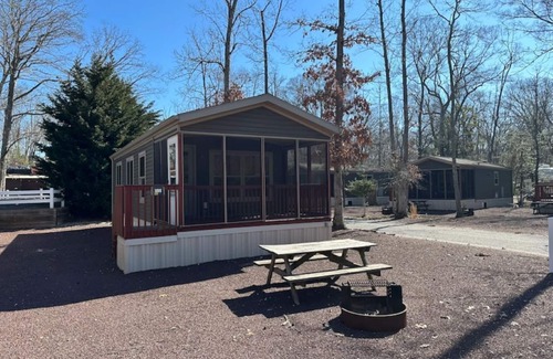 Lower Township Cabina | 2-bedroom Cottage in Cape May Premier Family Campground- Minutes from Wildwood!