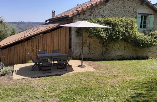 Quinsac Cabaña | Vrbo Property