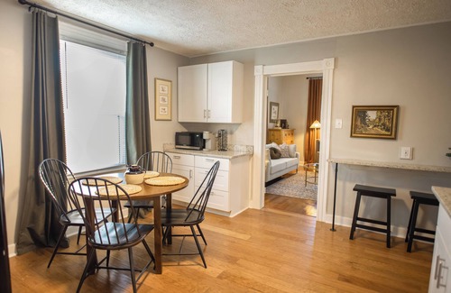 Danville Cabaña | 2-Bedroom Cottage / Near Sovah Health, Casino & Averett University /