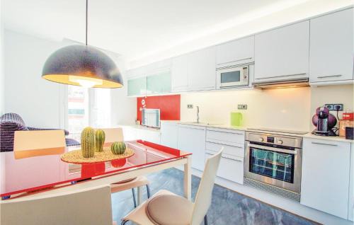 Blanes Apartamento | 2 Bedroom Cozy Apartment In Blanes