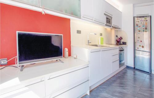 Blanes Apartamento | 2 Bedroom Cozy Apartment In Blanes