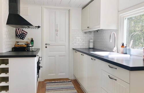 Kristinehamn Casa | Acogedora casa de 2 dormitorios en.