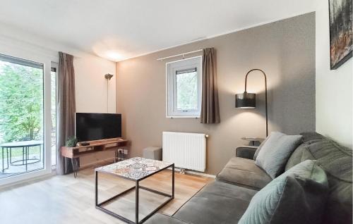 Oosterwolde Casa | 2 Bedroom Cozy Home In Oosterwolde