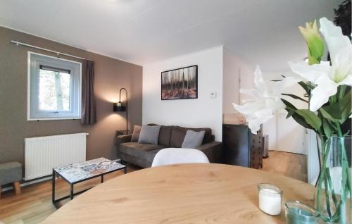 Oosterwolde Casa | 2 Bedroom Cozy Home In Oosterwolde